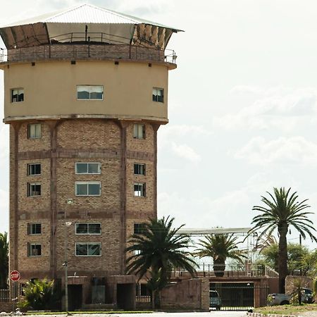 Victory Towers Hotel Bloemhof Exterior photo